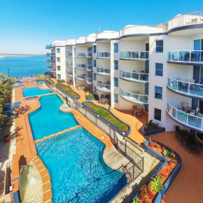  Watermark Resort Caloundra  Калундра